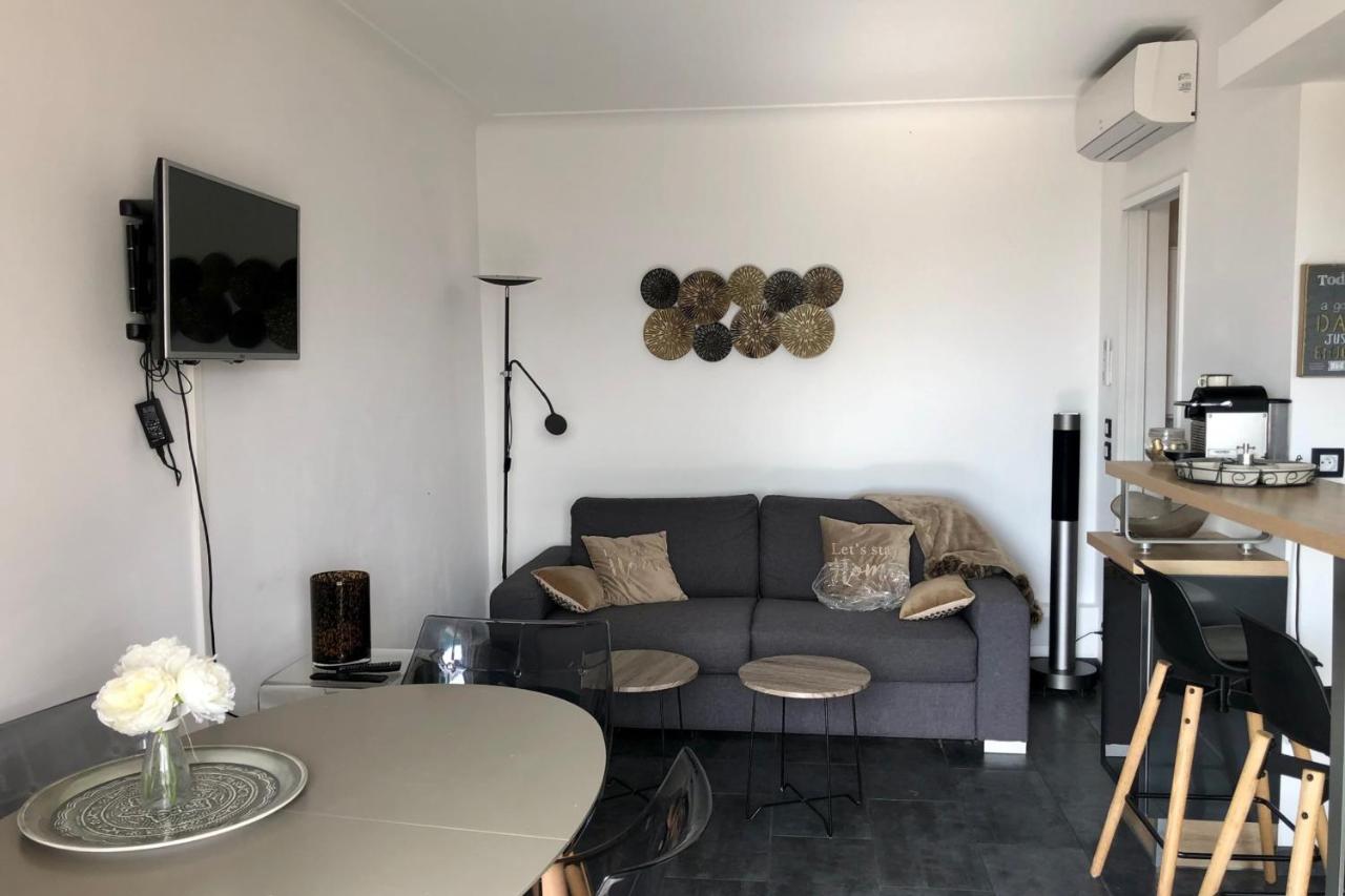 Cosy 42M With Balcony Nice View And Wifi Кан Екстериор снимка