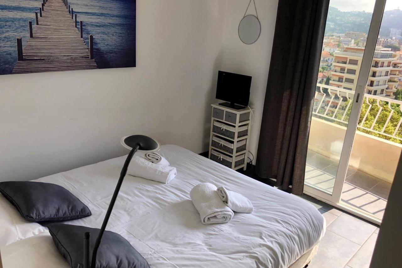 Cosy 42M With Balcony Nice View And Wifi Кан Екстериор снимка